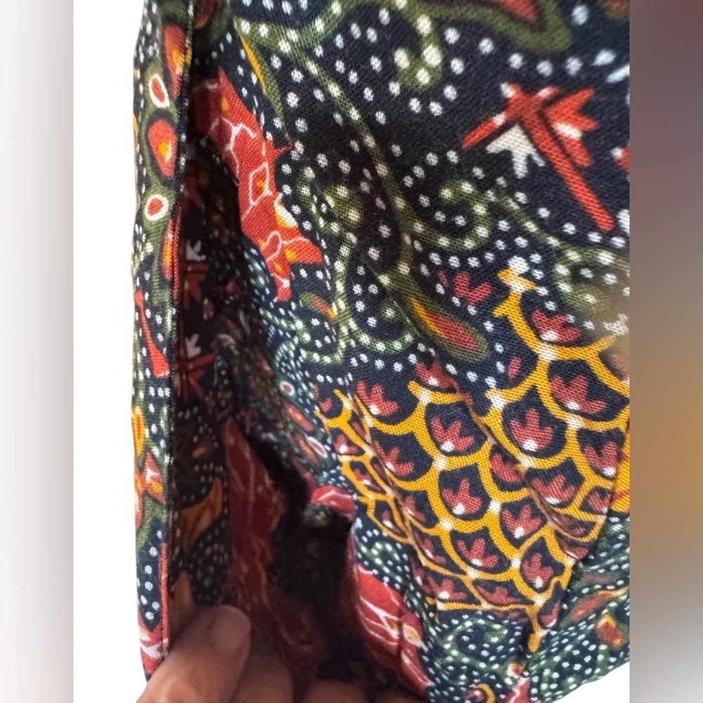 Deadstock 1990s My Michelle 100% Rayon, Made in USA, V-Neck Psychedelic Geometri - Picture 5 of 11